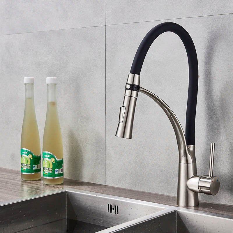 Single Handle 360 Rotate Pull Out Spray Sink Faucet