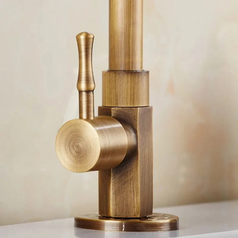 Kitchen Sink Antique 360 Rotation Single Hole Faucet
