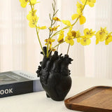 Modern Ornament Heart Shaped Resin Vase