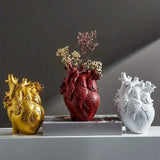 Modern Ornament Heart Shaped Resin Vase