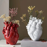 Modern Ornament Heart Shaped Resin Vase