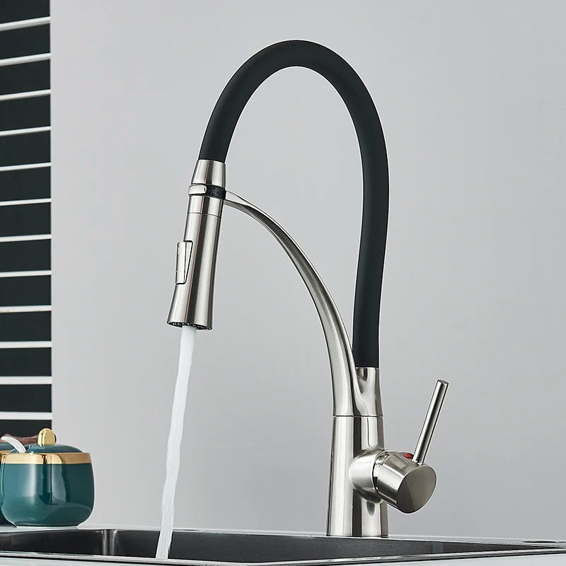 Single Handle 360 Rotate Pull Out Spray Sink Faucet