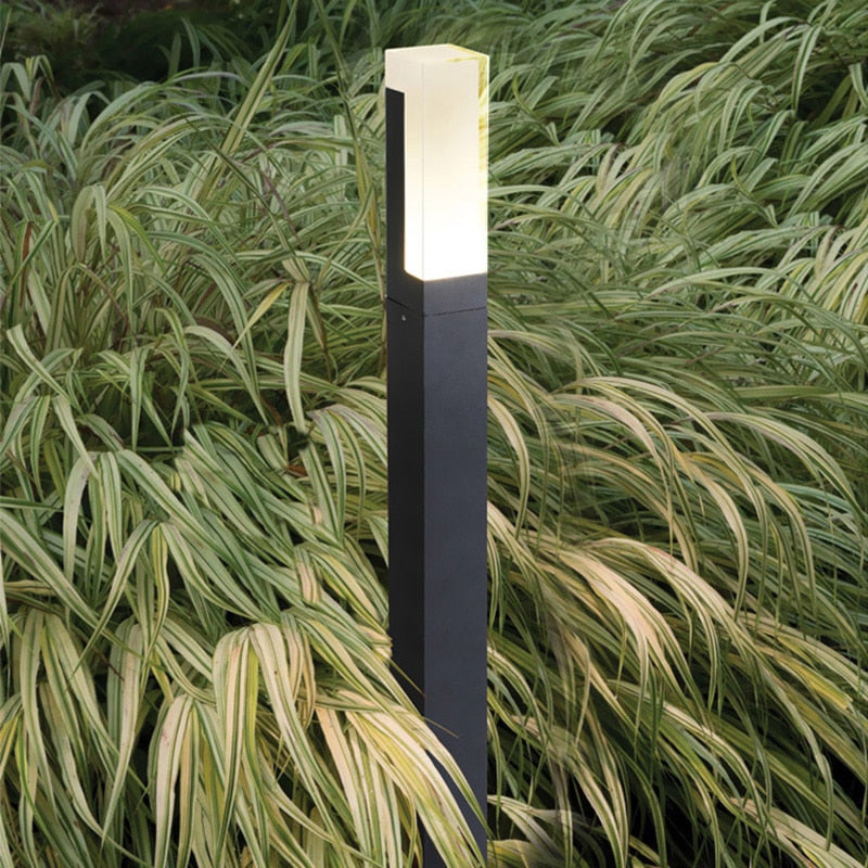 Outdoor Waterproof Aluminum Pillar Lawn Light