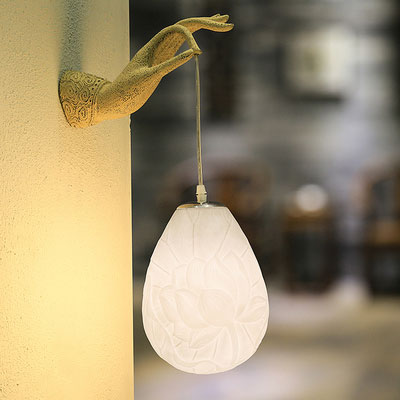 Lotus Hand Wall Lamp