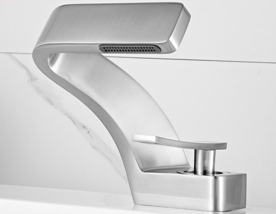 Shovel Style Single Handle Modern Faucet