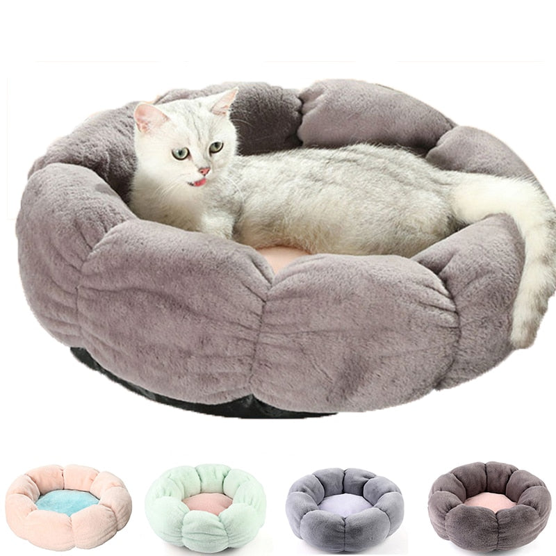 Soft And Comfortable Shaped Faux Fur Bed Flowers For Pet