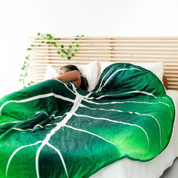 Gloriosum Leaf Bed Blanket