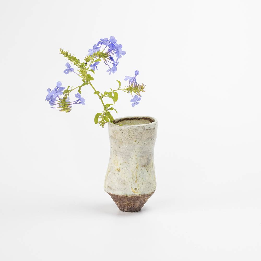 Japanese Natural White Shino Classic Ash Glaze Vase