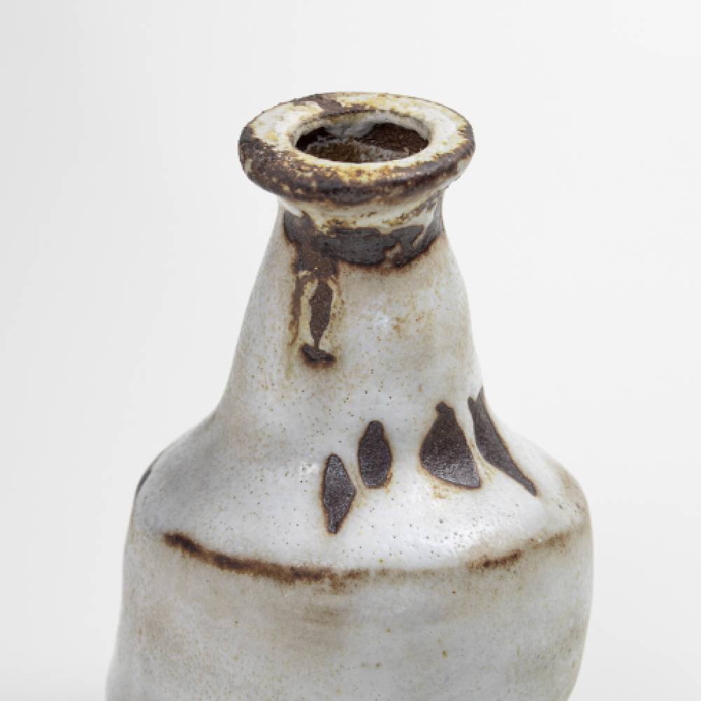 Japanese Rusty White Shino Classic Glaze Vase