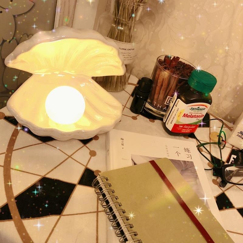 Pearl & Shell Desk Lamp