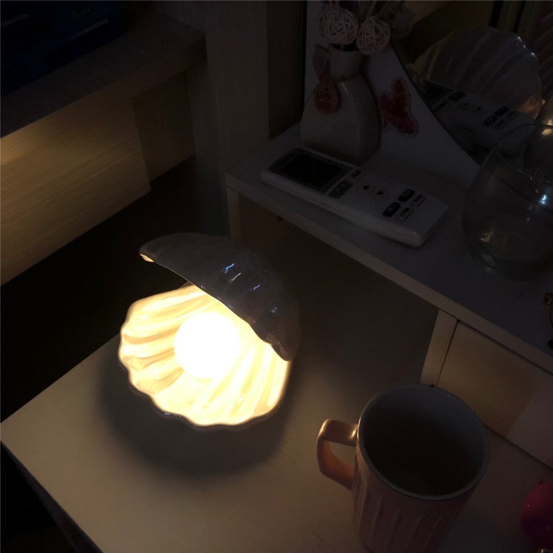 Pearl & Shell Desk Lamp