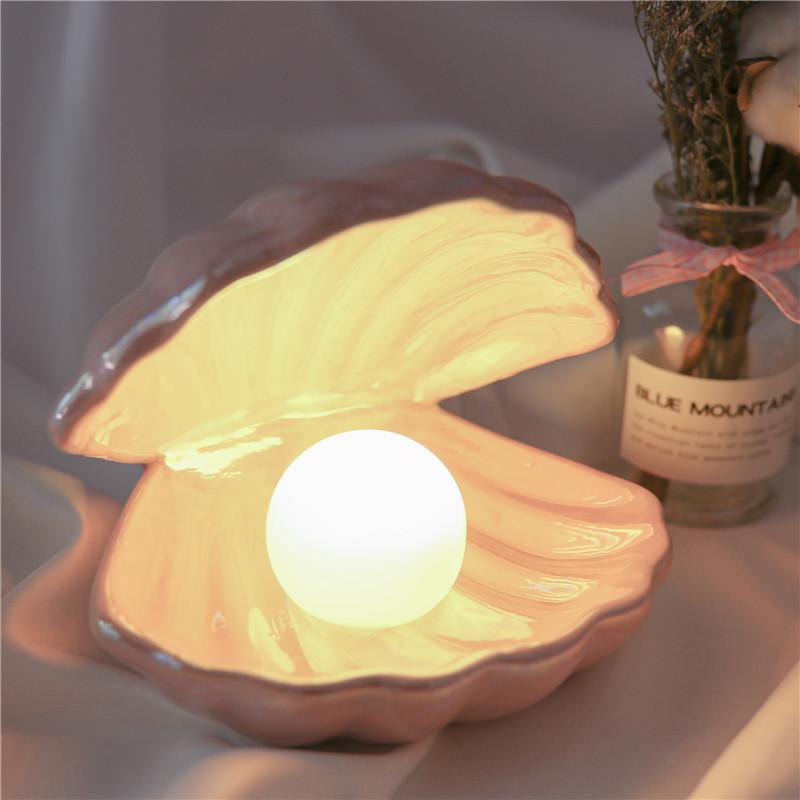 Pearl & Shell Desk Lamp