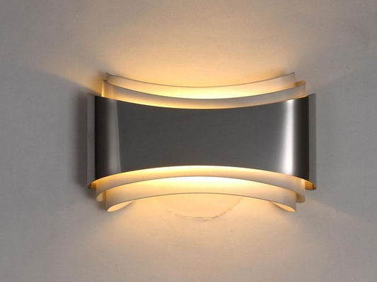 Modern LED Curved Wall Lamp