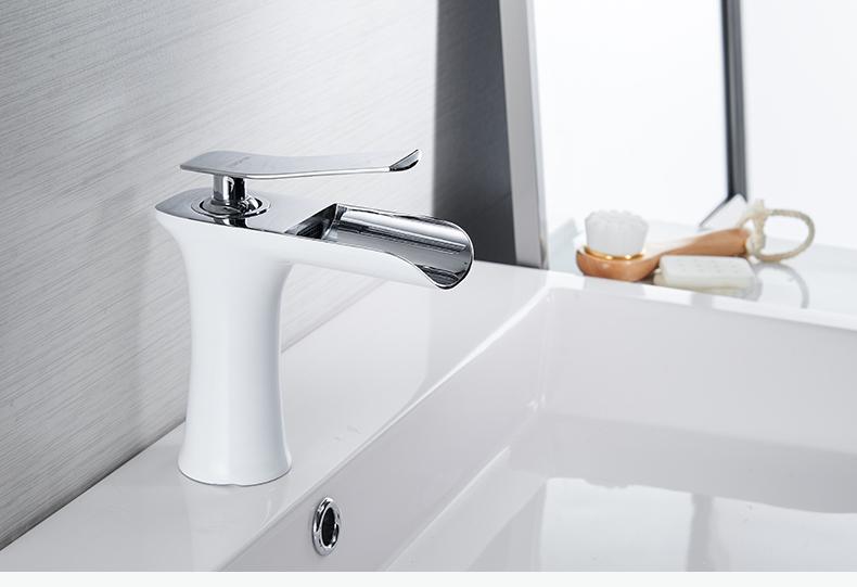 Waterfall Type Single Handle Basin Faucet