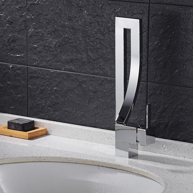 Elegant Modern Basin Faucet