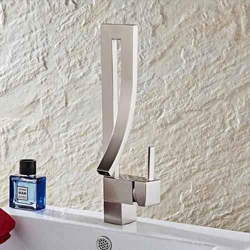 Elegant Modern Basin Faucet